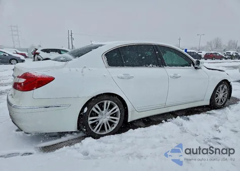 2012 Hyundai Genesis 3.8L z USA, uszkodzony, nr VIN KMHGC4DD7CU173887